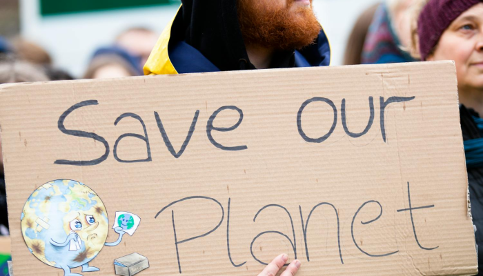 越南最新疫情拐点：从抗疫到重启经济的新篇章